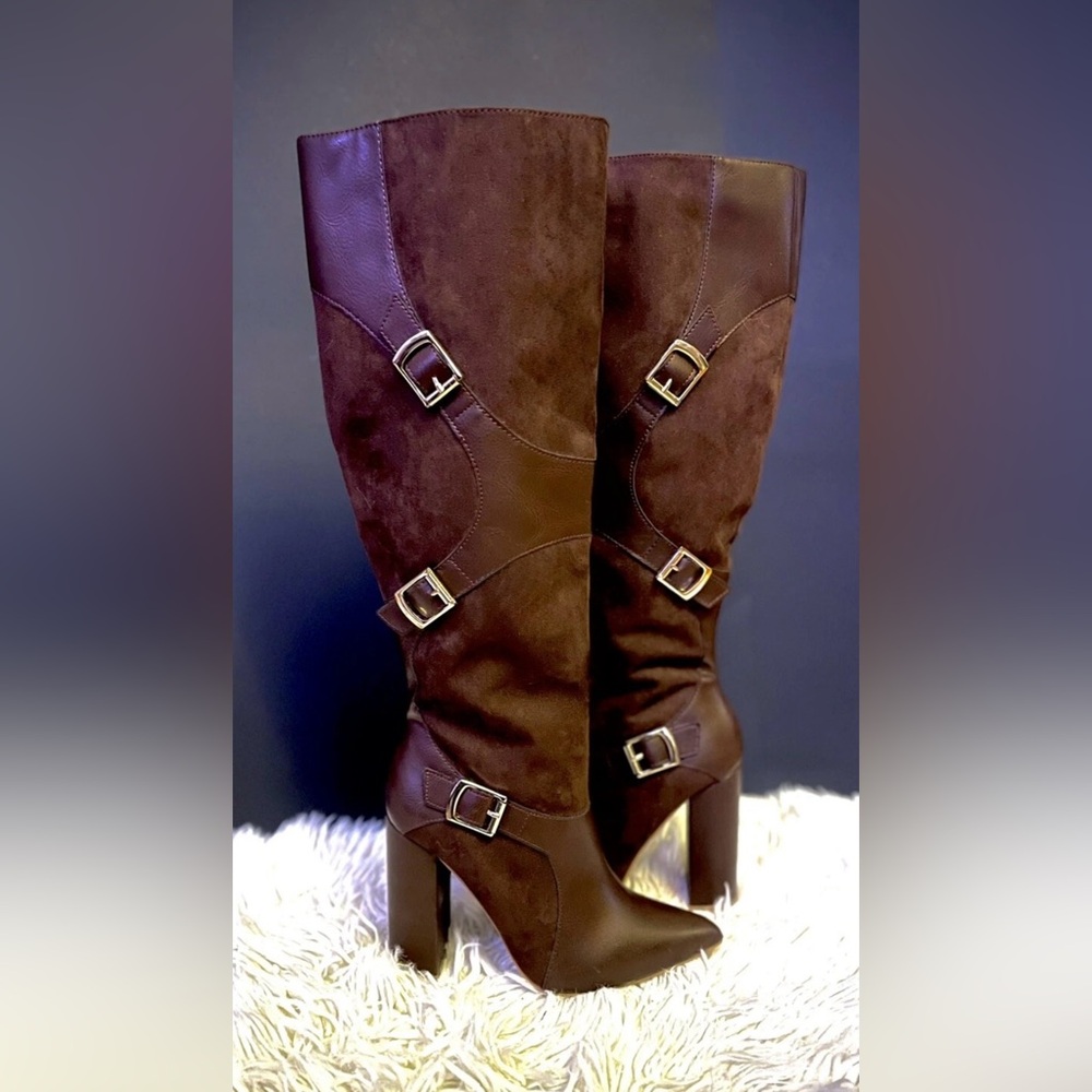 JustFab Elegant Brown Knee-High Women's Boots Size 5.5, Block Heels